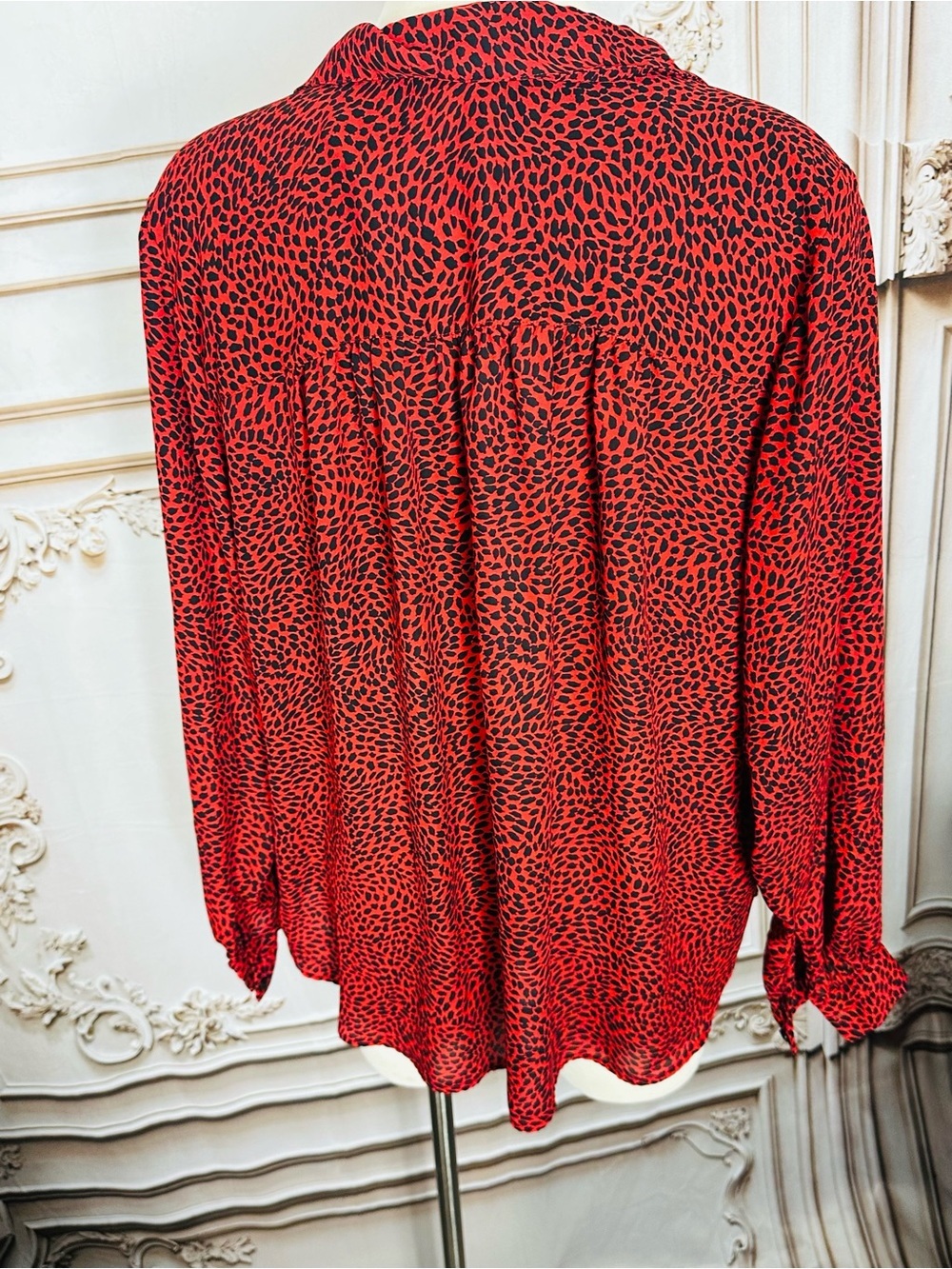 H&M Red and Black Printed Button-Down Shirt - Picture 4 of 7